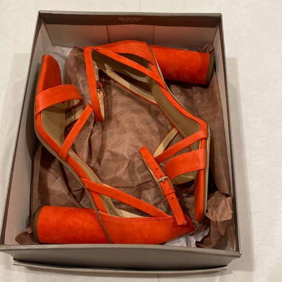 Red Block High Heels Franco Sarto - Picture 2 of 5